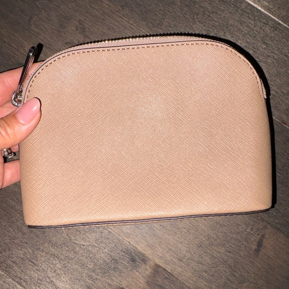 Michael Kors travel pouch - Picture 4 of 7